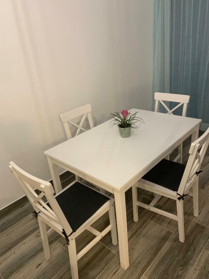 Garsoniera De La Mare Apartment Năvodari Екстериор снимка
